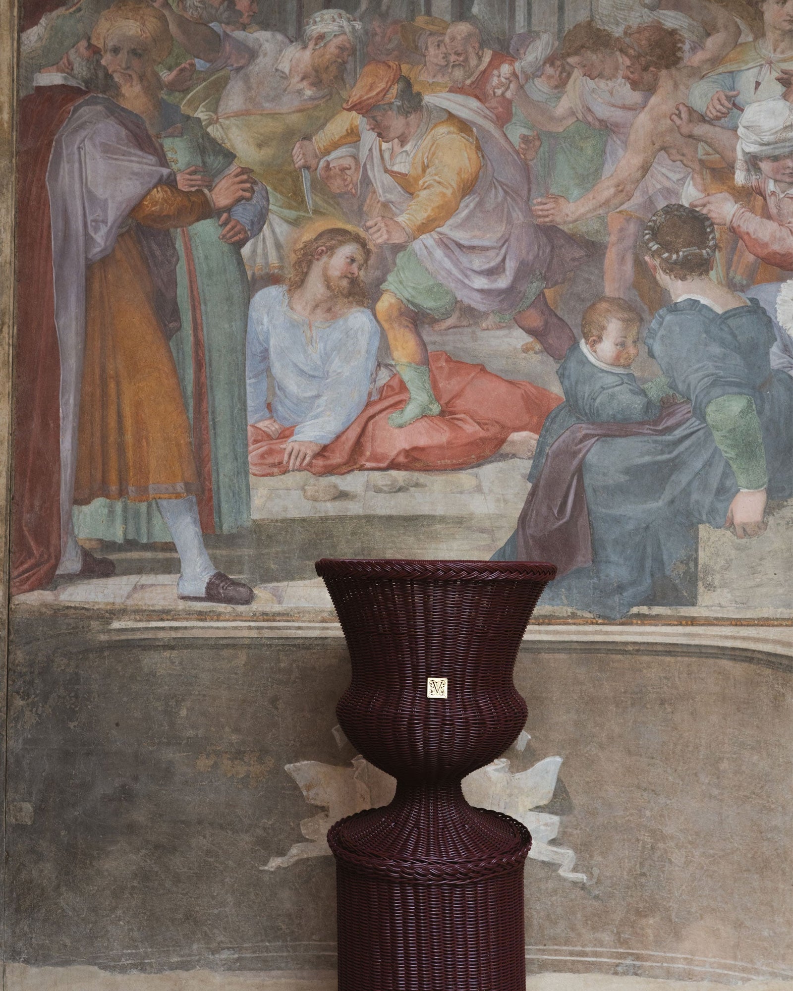 MEDICI Vase with Pedestal, Bordeaux Red