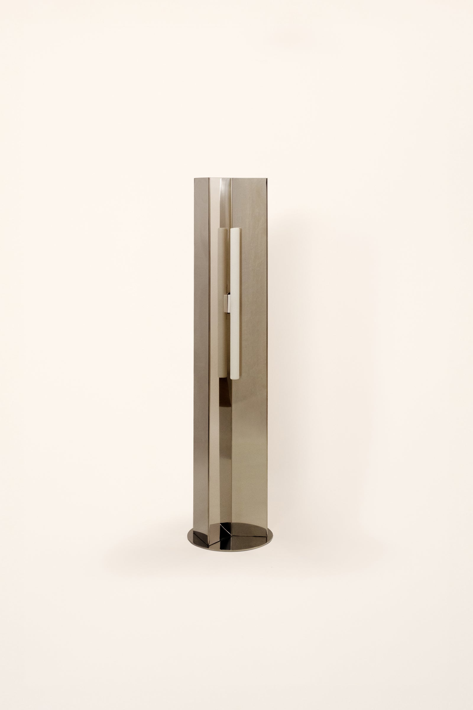Arrow 120 - Floor Lamp by Violaine d'Harcourt