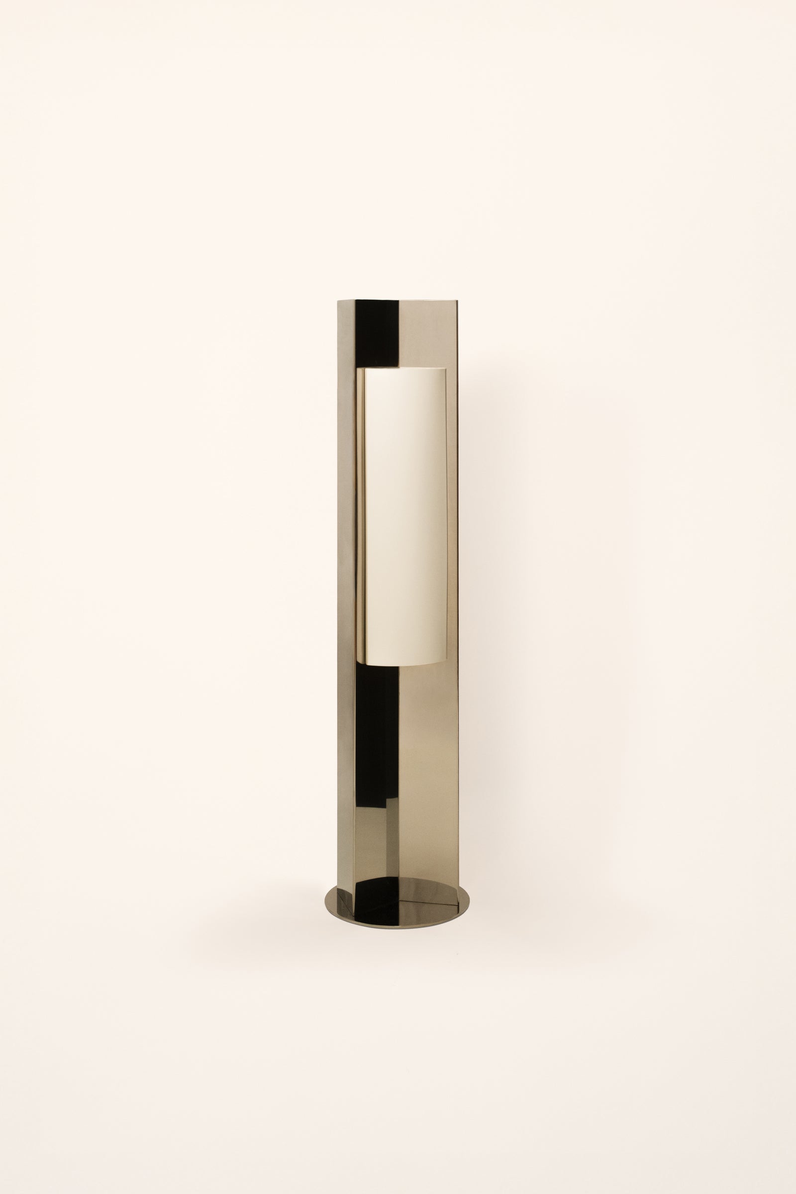 Arrow 120 - Floor Lamp by Violaine d'Harcourt