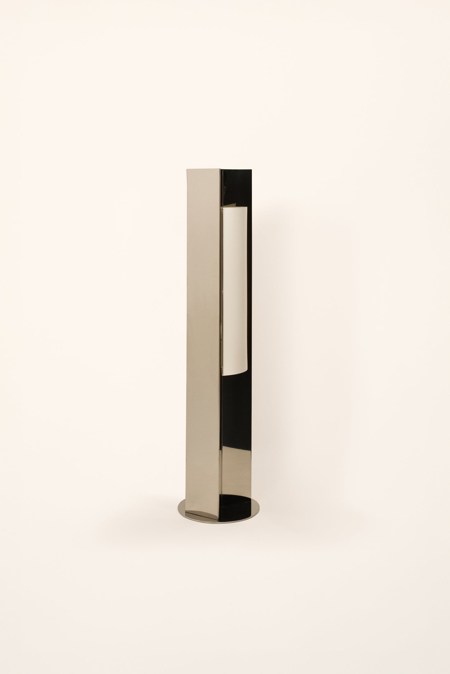 Arrow 120 - Floor Lamp by Violaine d'Harcourt