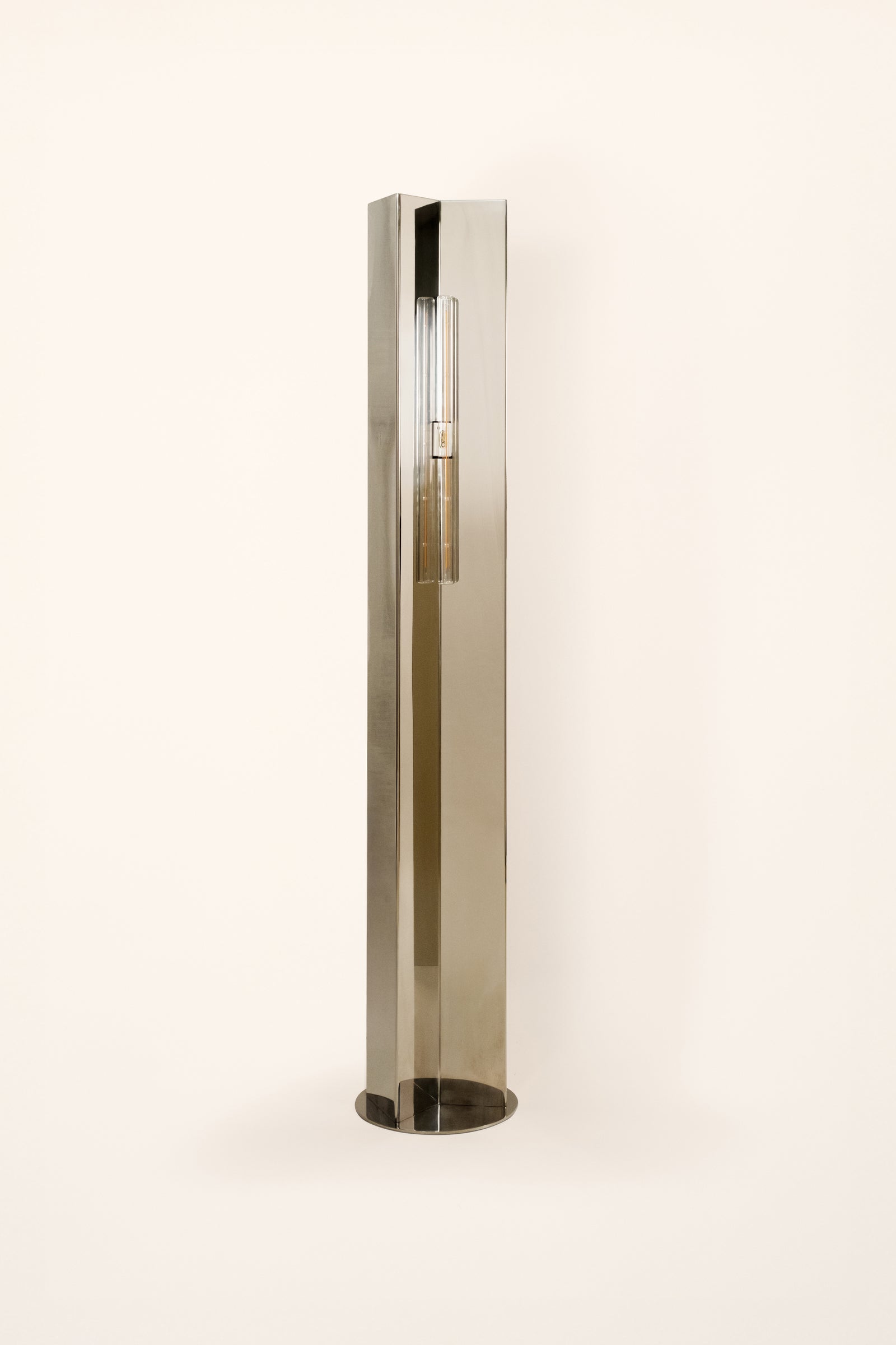 Arrow 158 - Floor Lamp by Violaine d'Harcourt