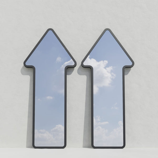 Modern Sculptural Arrow Mirror for Creative Spaces – Arrow 7