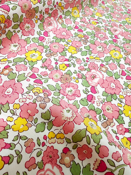 Pillowcase made with Liberty Fabric BETSY COPPER PINK - Coco & Wolf