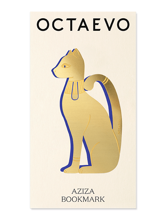 A brass cat-shaped Bookmark Aziza by OCTAEVO rests on a cream card featuring the brand and product name.