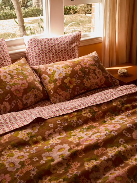 Buttercup Rust Linen Standard Pillowcases