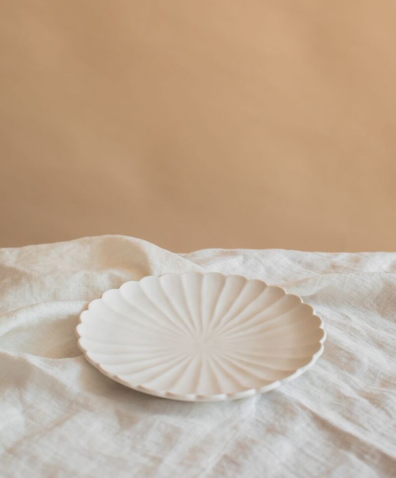 Kasumi Fujimura Flower-Shaped Large Plate