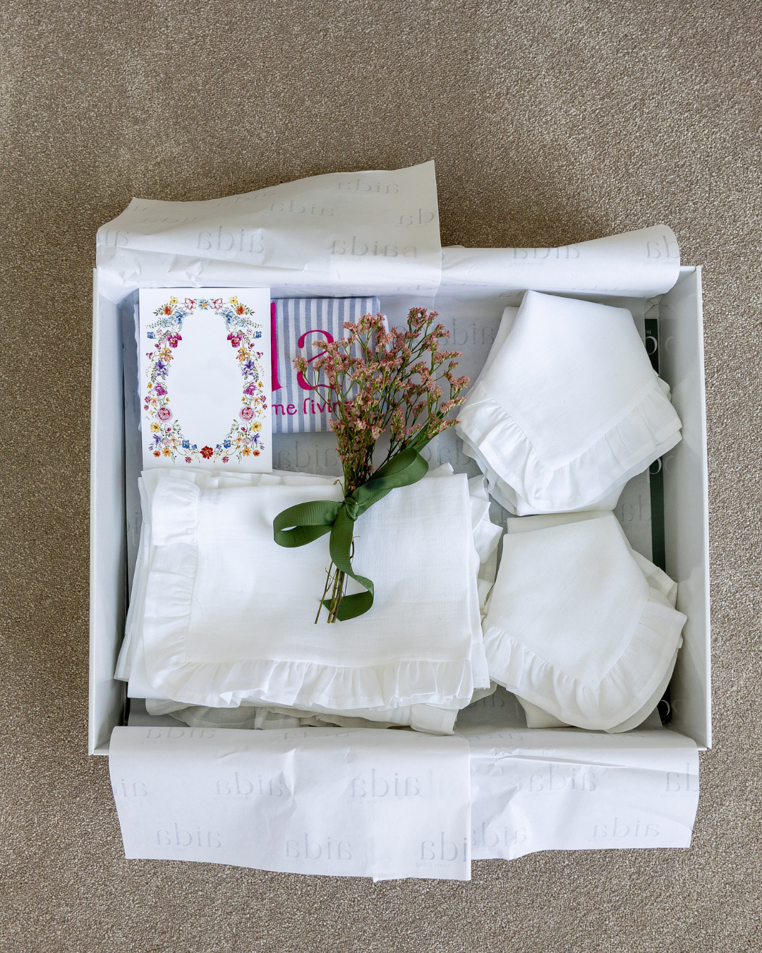Mimoso Gift Set – Ruffle Placemats and Napkins