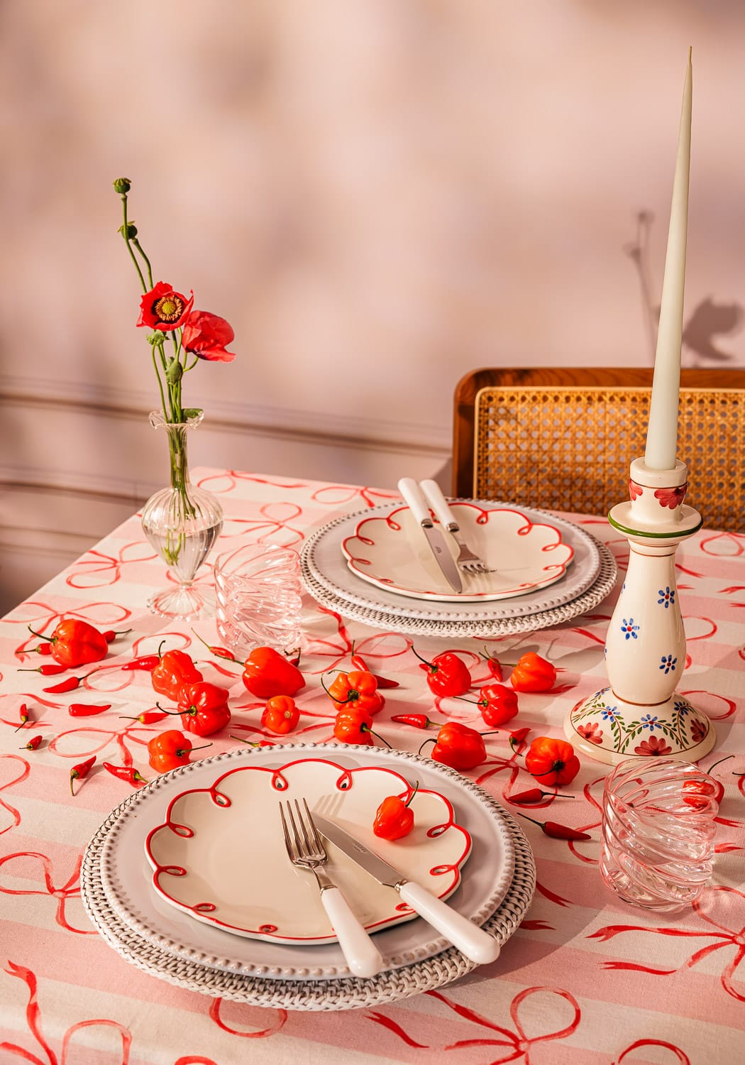 4- Pieces Pop Unis White Cutlery Set