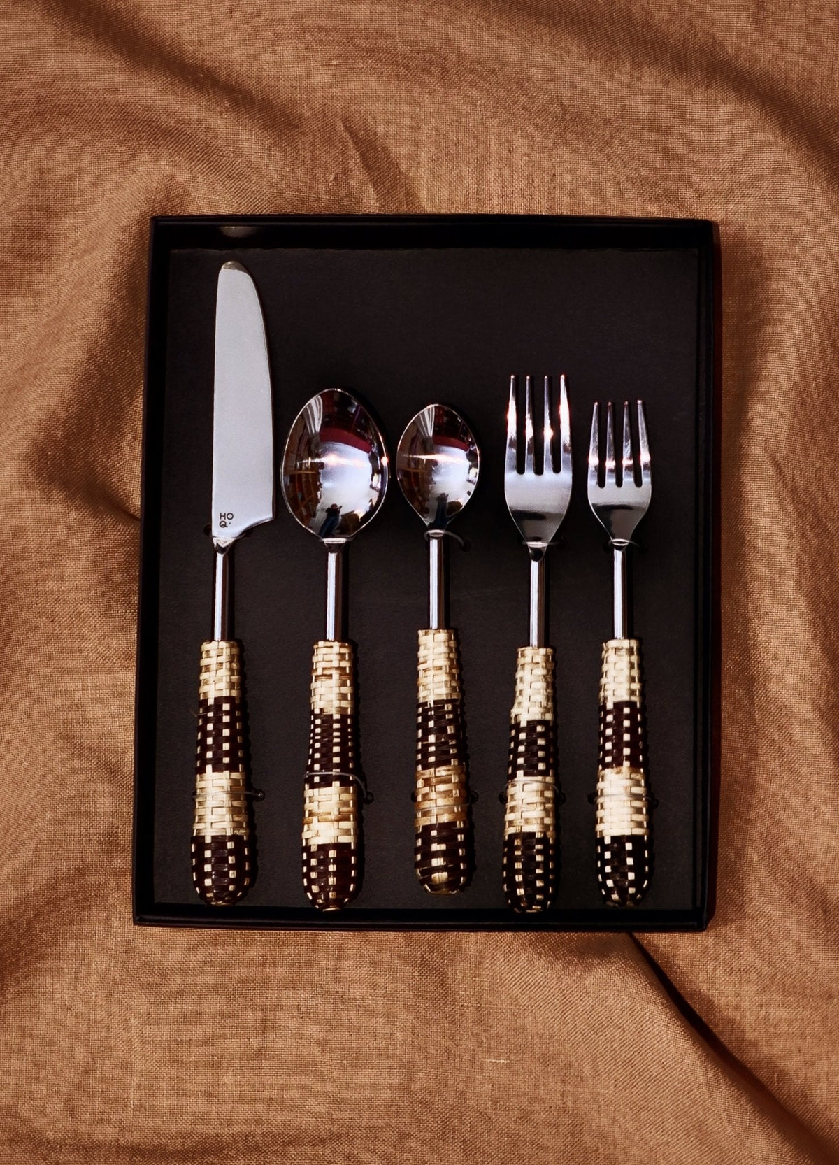 Cutlery Set Handwoven Handle