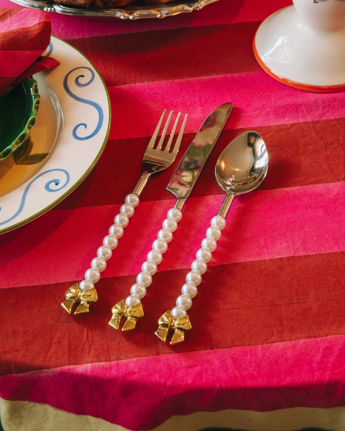 Pearls & Bow Cutlery
