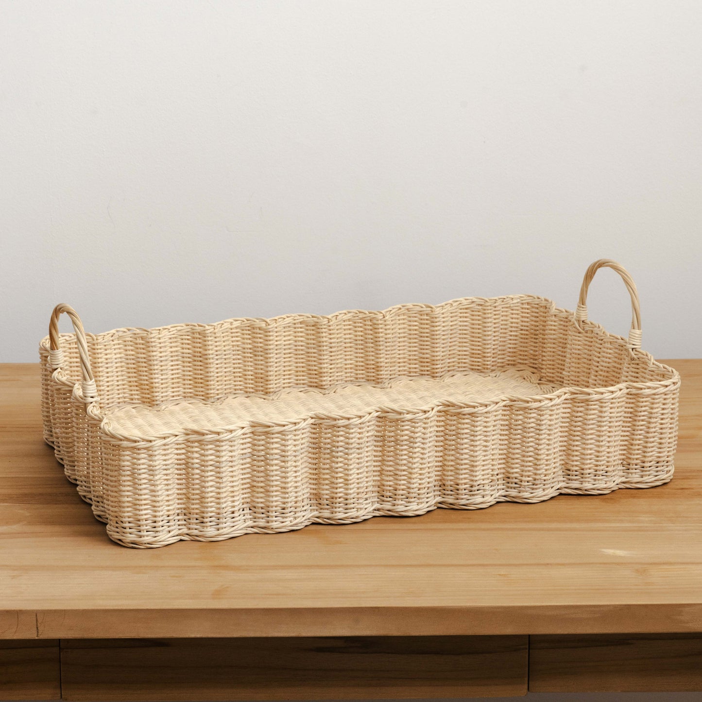 Wave Rattan Tray, Big Natural