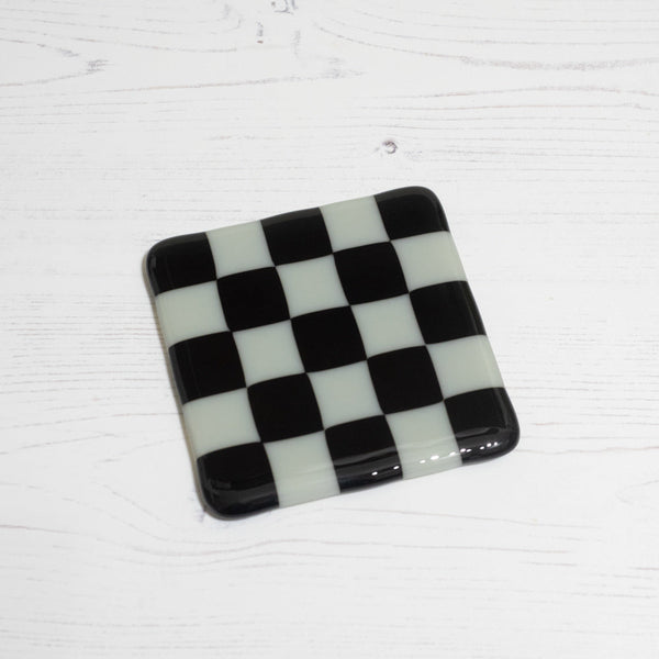 10cm Chequered Dual Coloured Coaster - Light Grey &amp; Black image