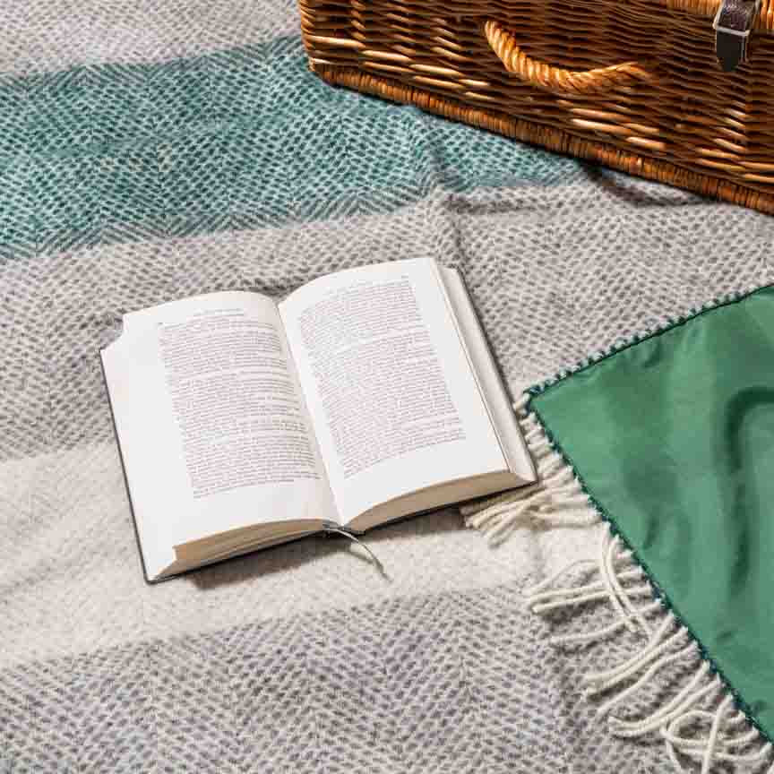 Pure New Wool Picnic Blanket - Down to the Valley