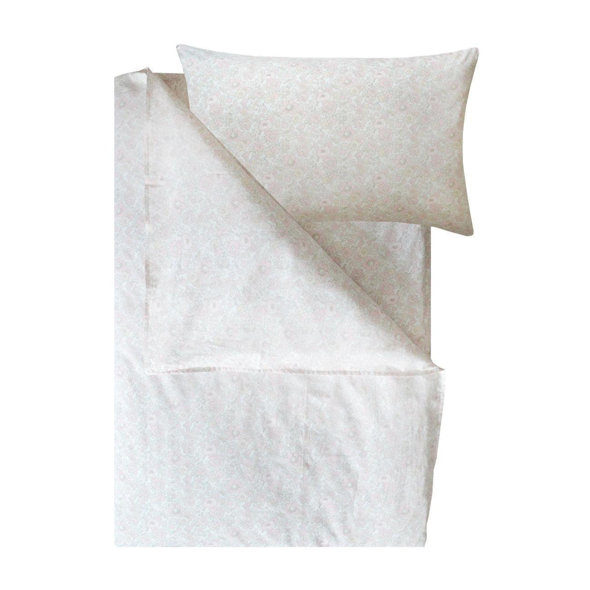 Complete Bedding Set Made With Liberty Fabric Betsy Lace