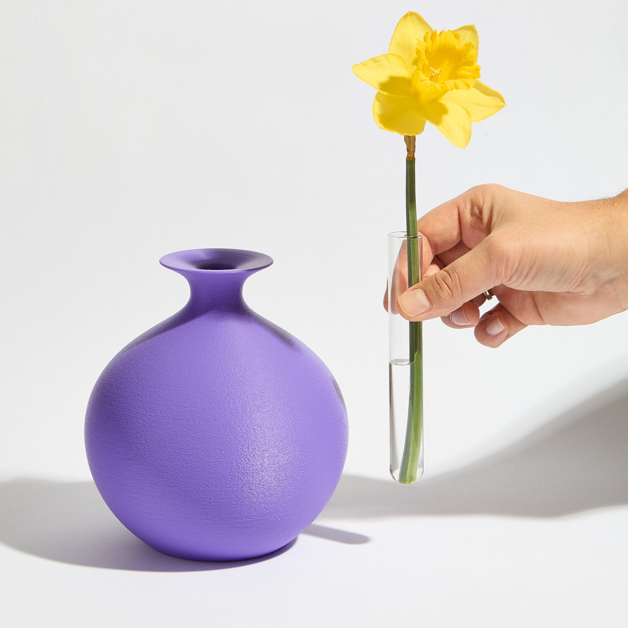 Coola vase - Purple Iris