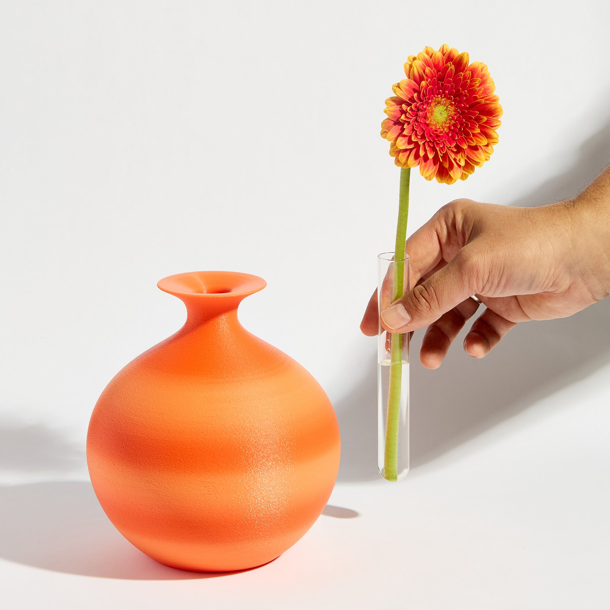 Coola Vase - Coral Orange