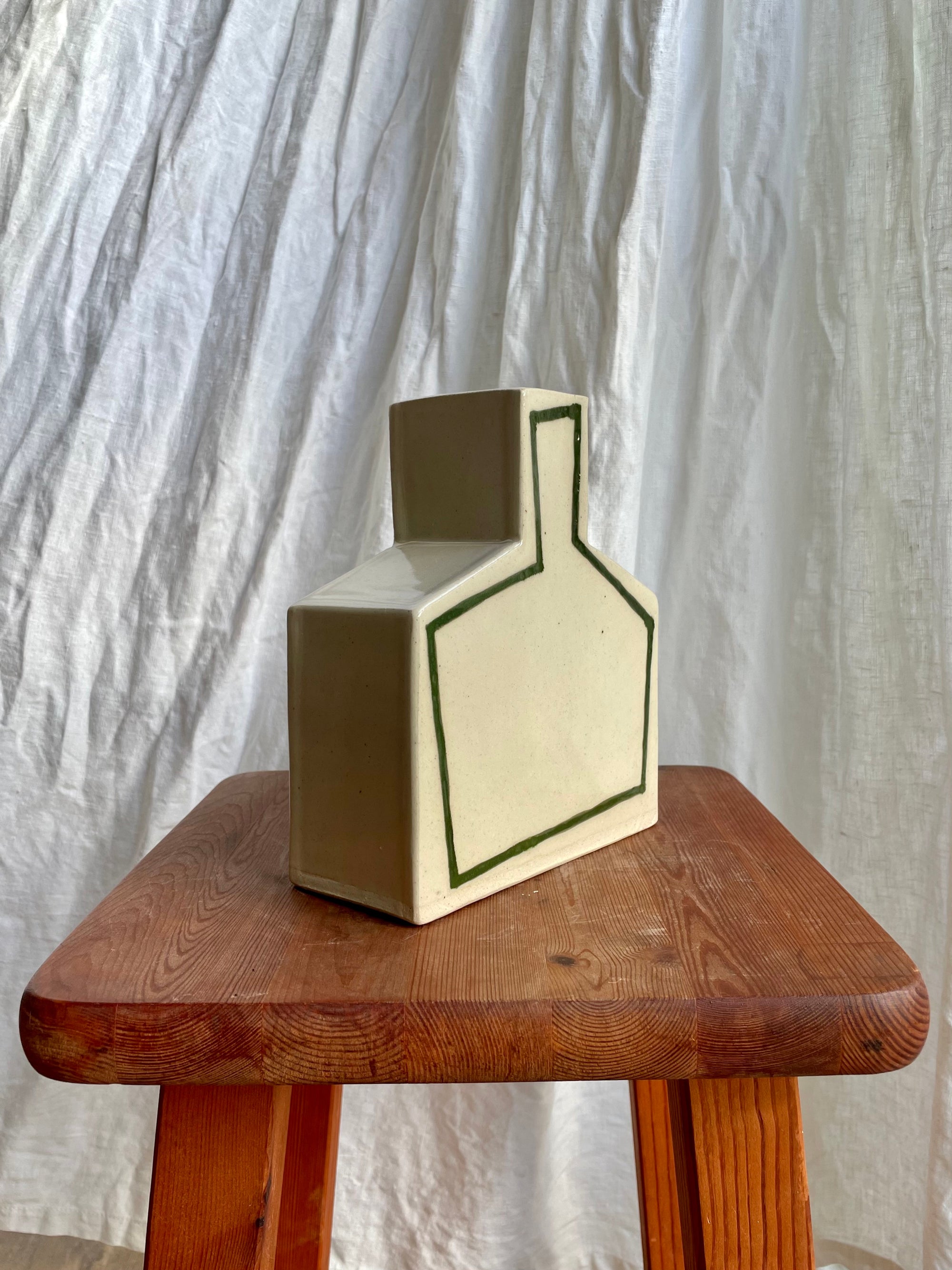 Studio ERS  - Box Vase.jpg