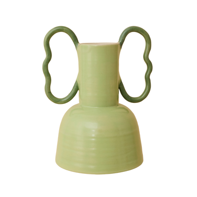 Shot_08_WIGGLE_HANDLE_VASE_15 - Edited.png