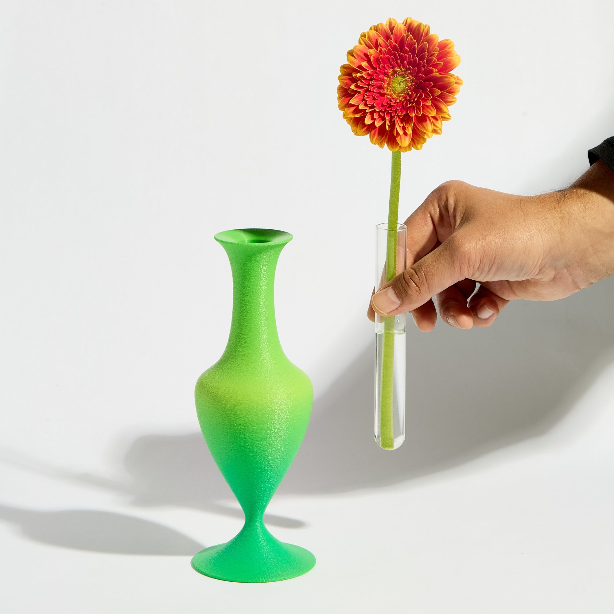 Femina Vase - Gecko Green