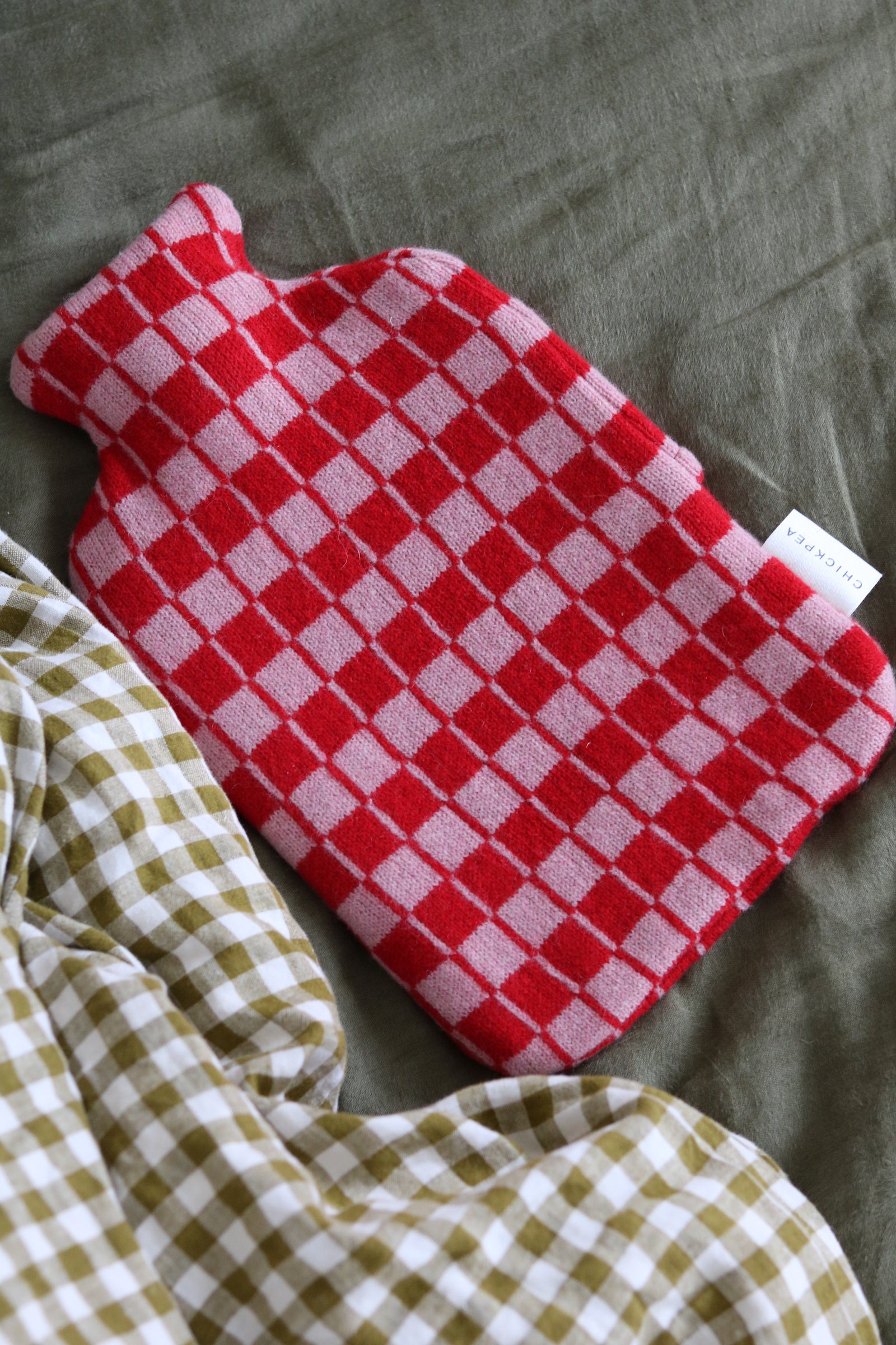 CHICKPEA Pink and Red Arthur.JPG