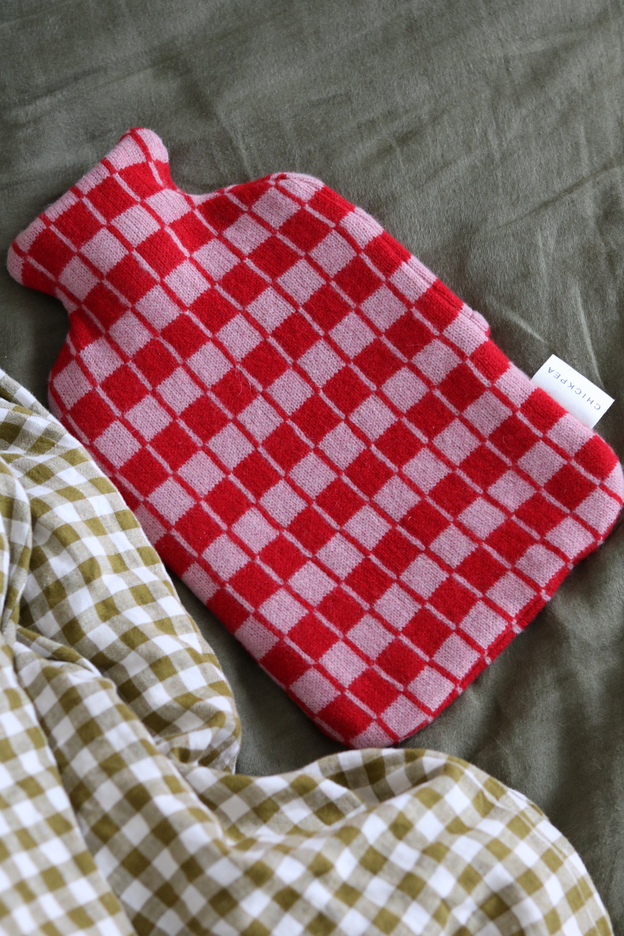 CHICKPEA Pink and Red Arthur.JPG