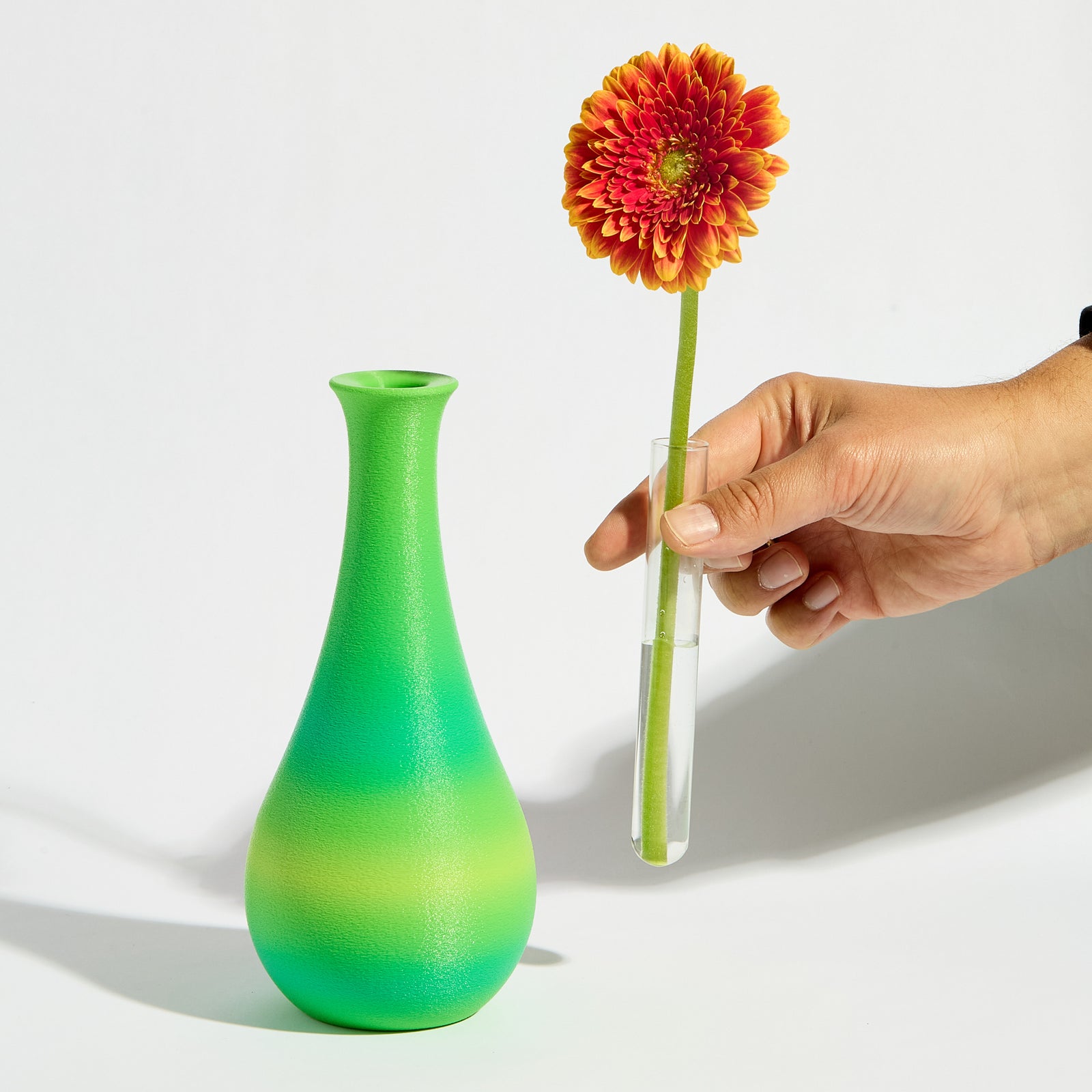 Teardrop Vase - Gecko Green