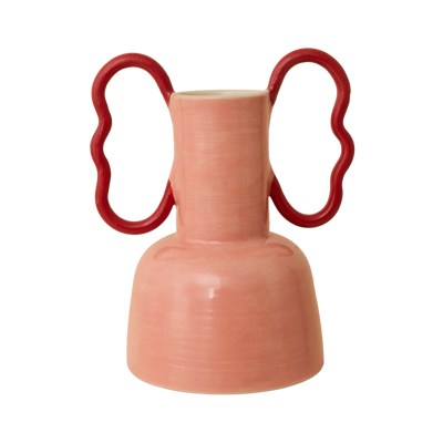Shot_08_WIGGLE_HANDLE_VASE_5 - Edited - Edited.png