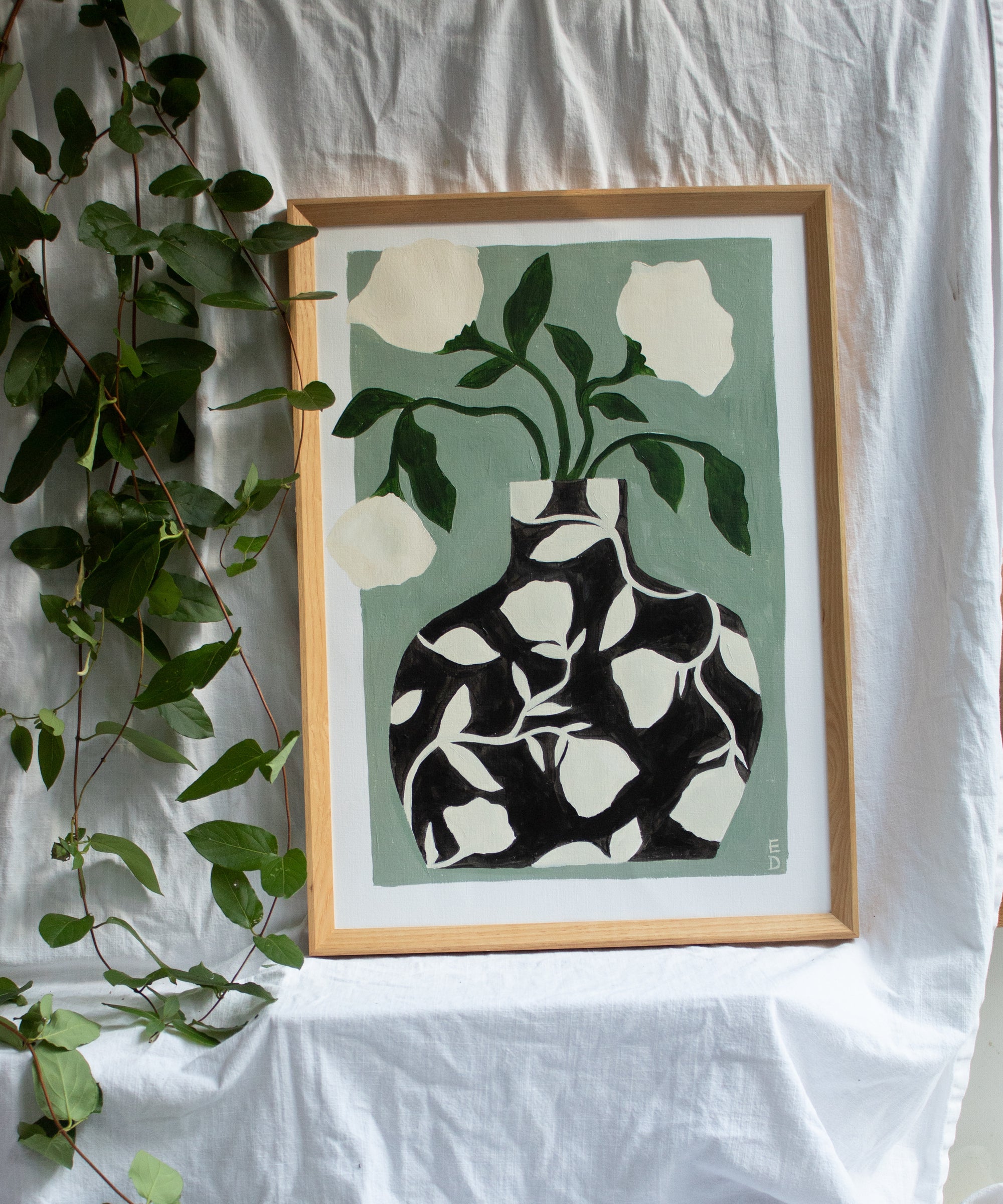 PATTERN VASE ON SAGE 4.jpg