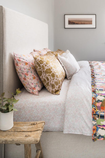 Fitted Sheet made with cotton Liberty Fabric BETSY LACE - Coco & Wolf