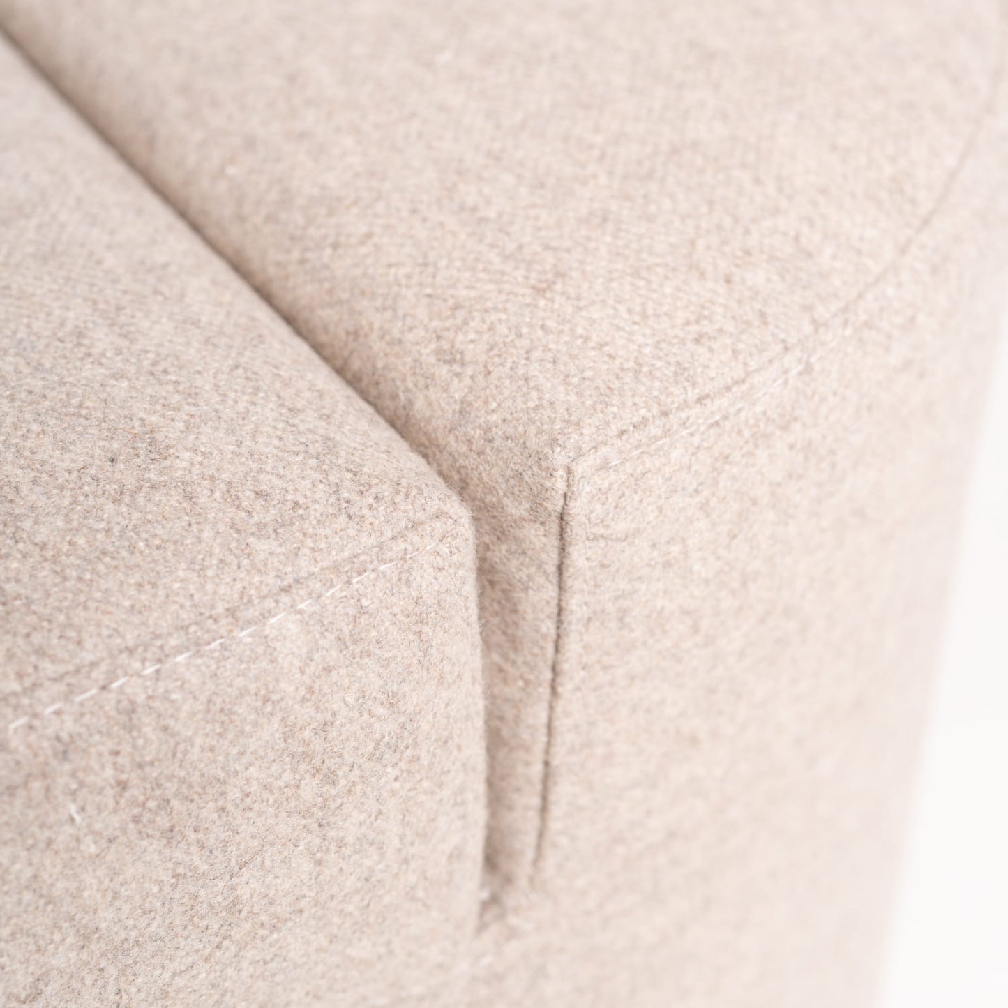 Fossil - Sculptural Dinning Chair