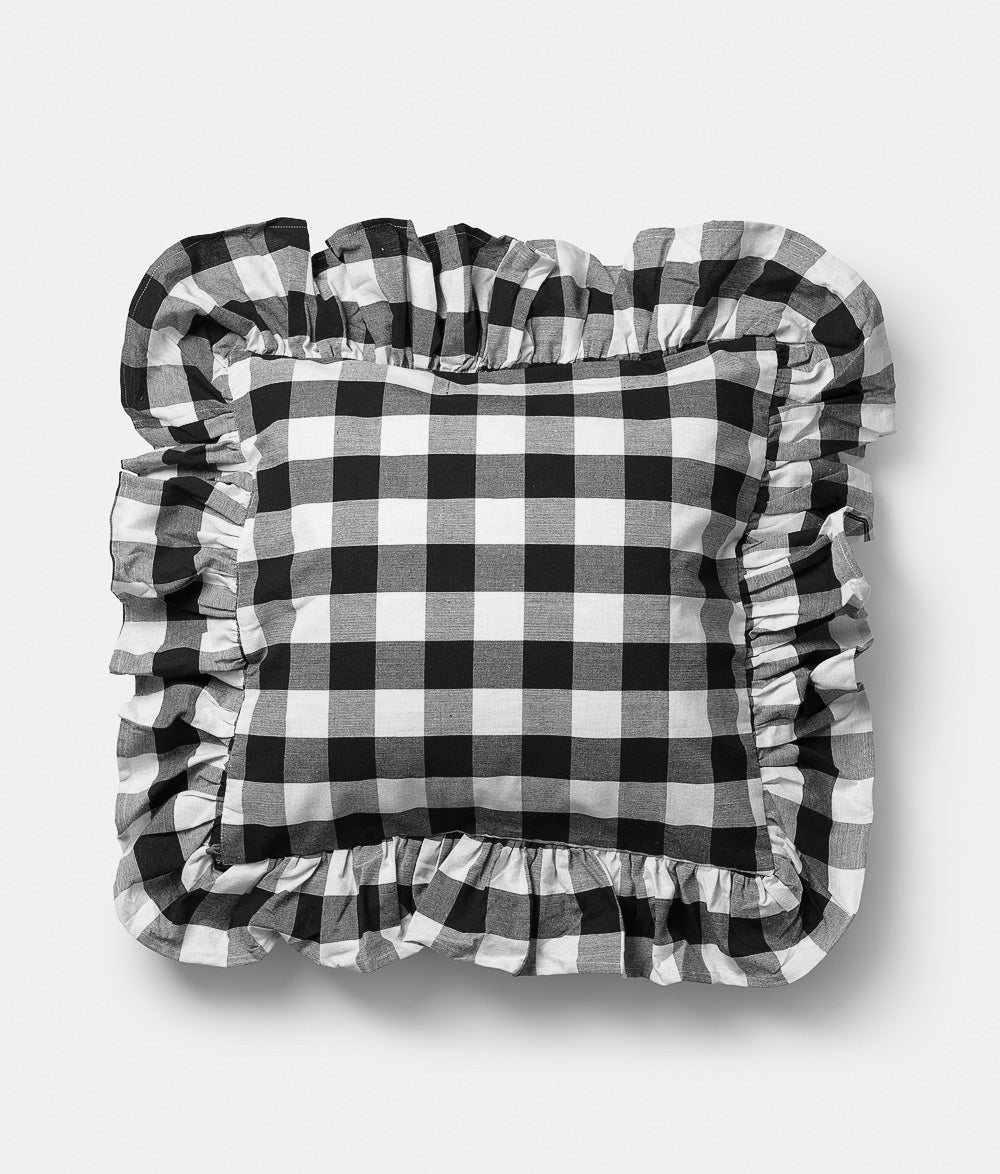 Pleated Cushion Cover b/w