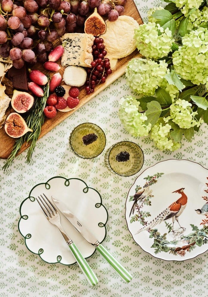 Glorious Green Scalloped Set