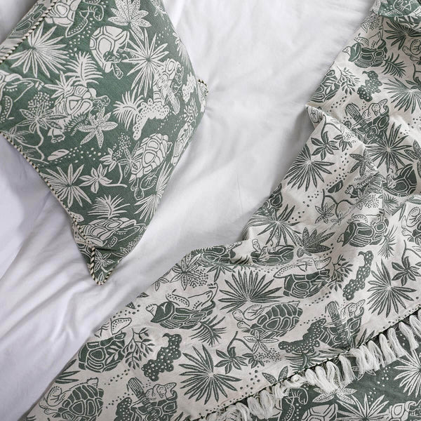 Green Tortoise Woven Cushion Cover