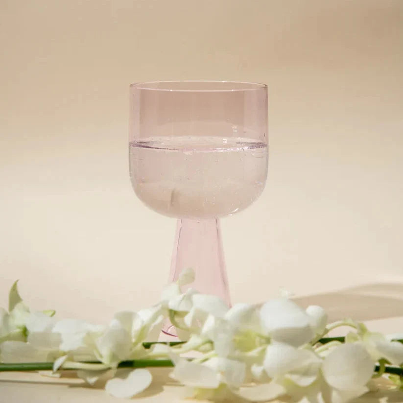 Aria Pink Glass Dessert Bowls 3x5.75 Inches 9.45oz Set of 4 - Casa Amarosa