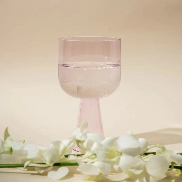 Aria Pink Glass Dessert Bowls 3x5.75 Inches 9.45oz Set of 4 - Casa Amarosa