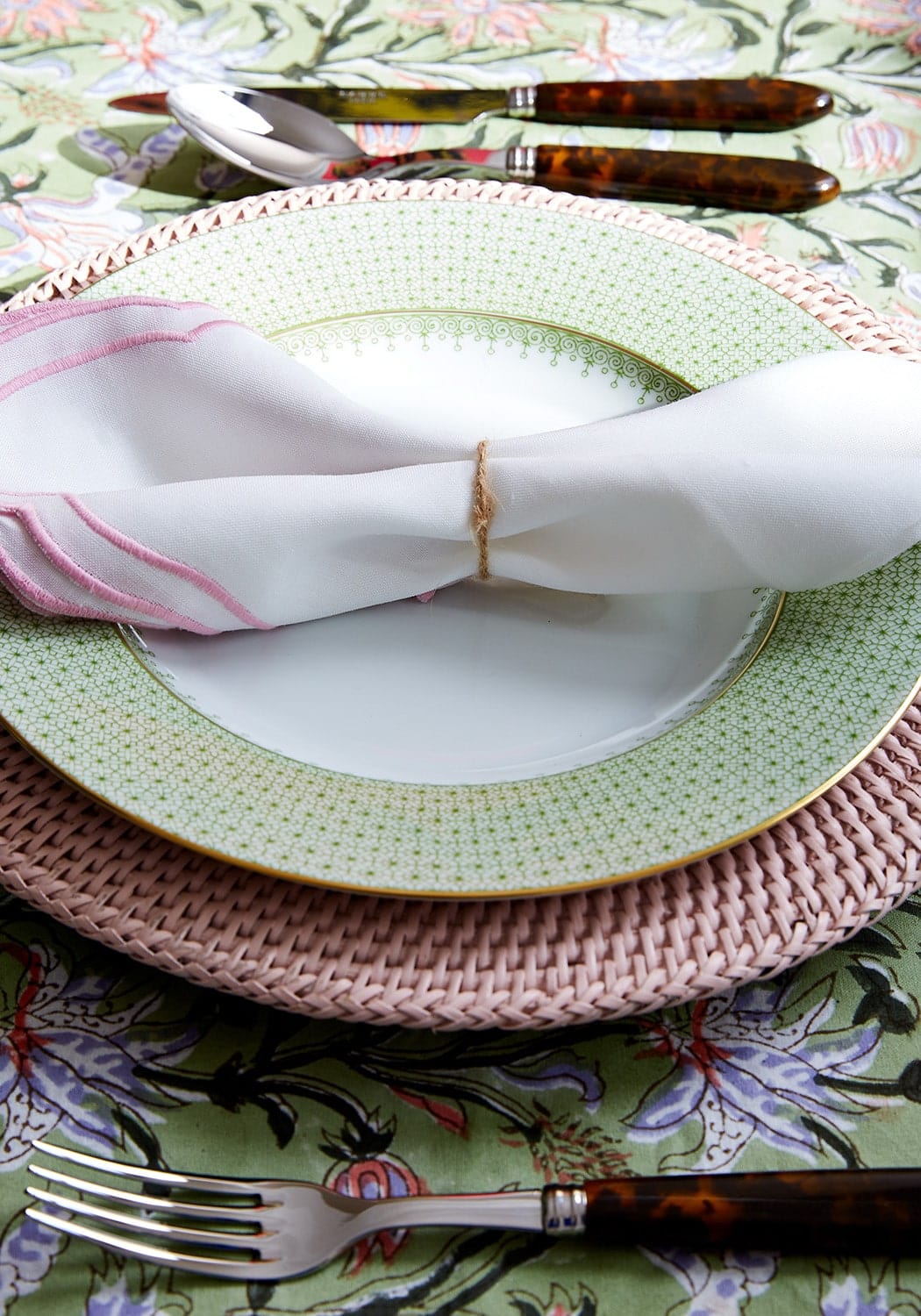 Harbour Island Round Rattan Charger Placemat Pink - Set of 4 - Casa by Josephine Jenno