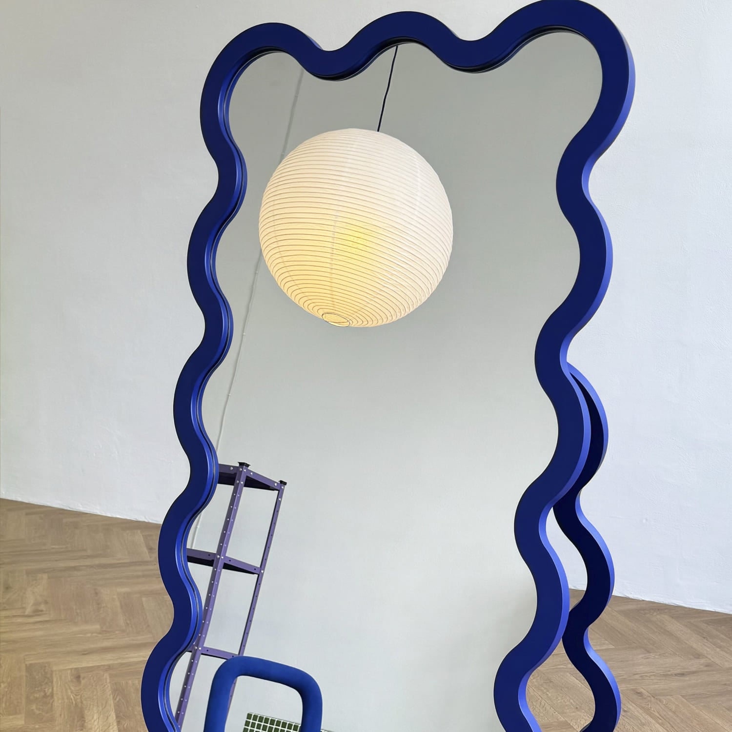 Large Modern Wood Entry Free Standing Wavy Mirror - Hvyli 16