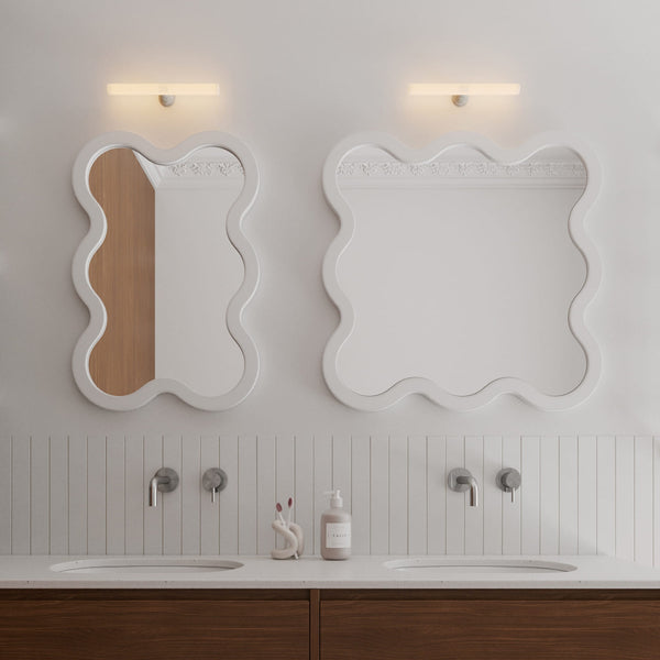 Modern Square Mirror with Sculptural Wavy Frame – Hvyli 8