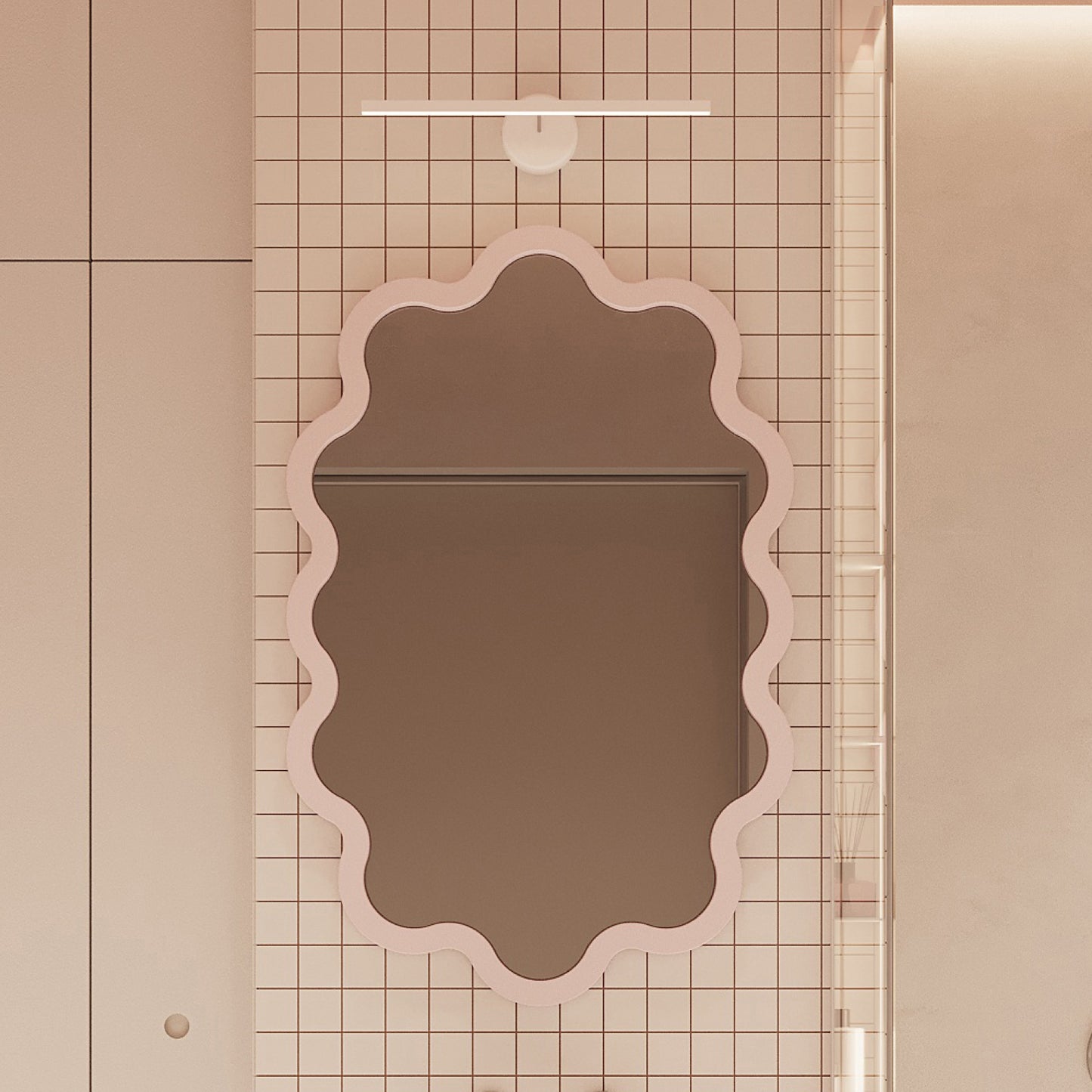 Modern Wall Mirror with Organic Wavy Frame – Hvyli Oval Mirror