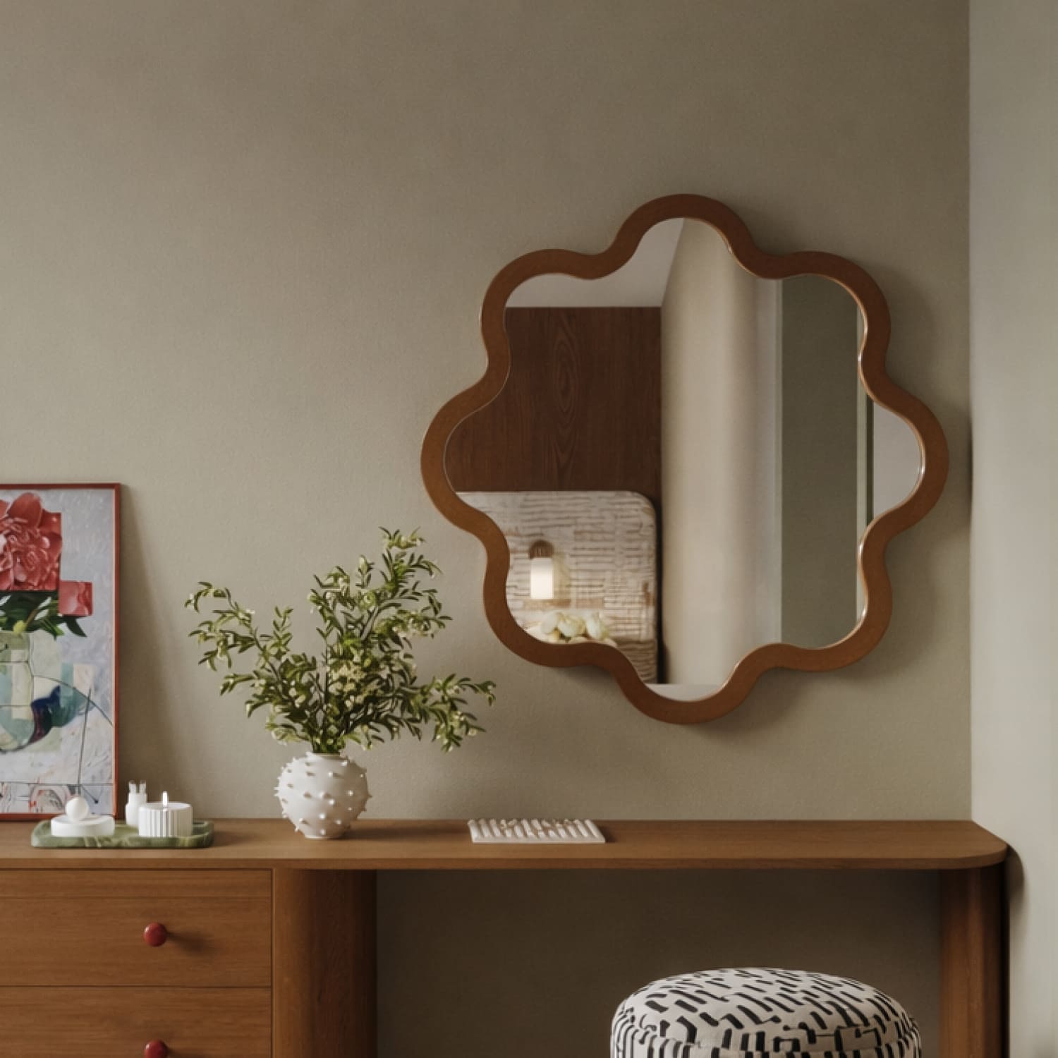 Contemporary Sculptural Wall Mirror – Hvyli Round Medium by oitoproducts