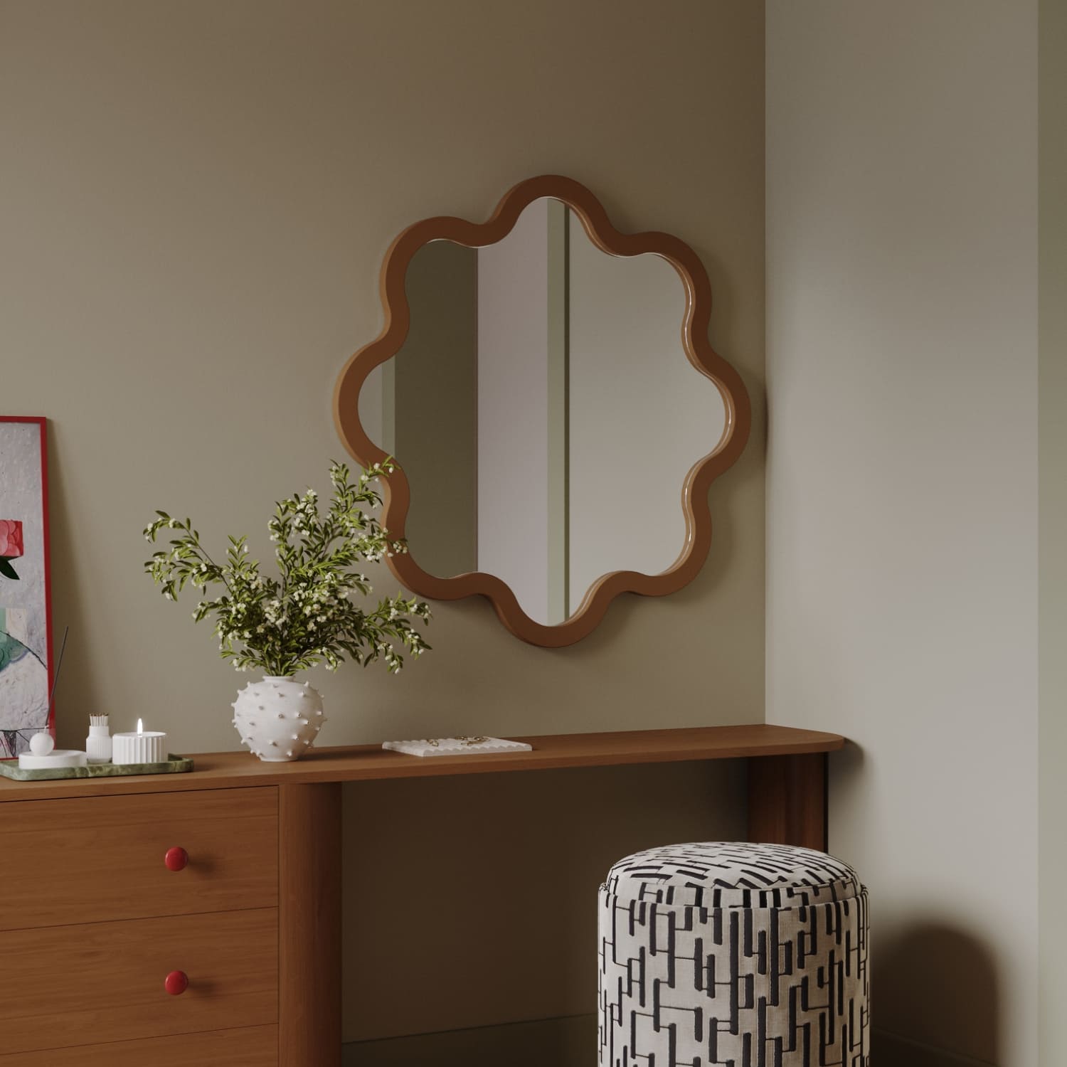Large Organic Round Wall Mirror for Hospitality Interiors – Red Hvyli Round Large