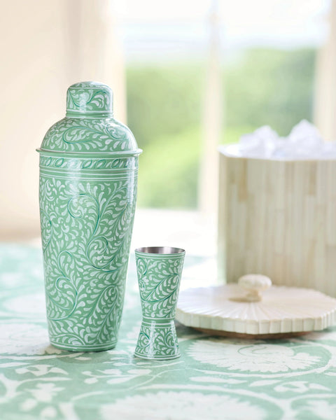 Lila Cocktail Shaker
