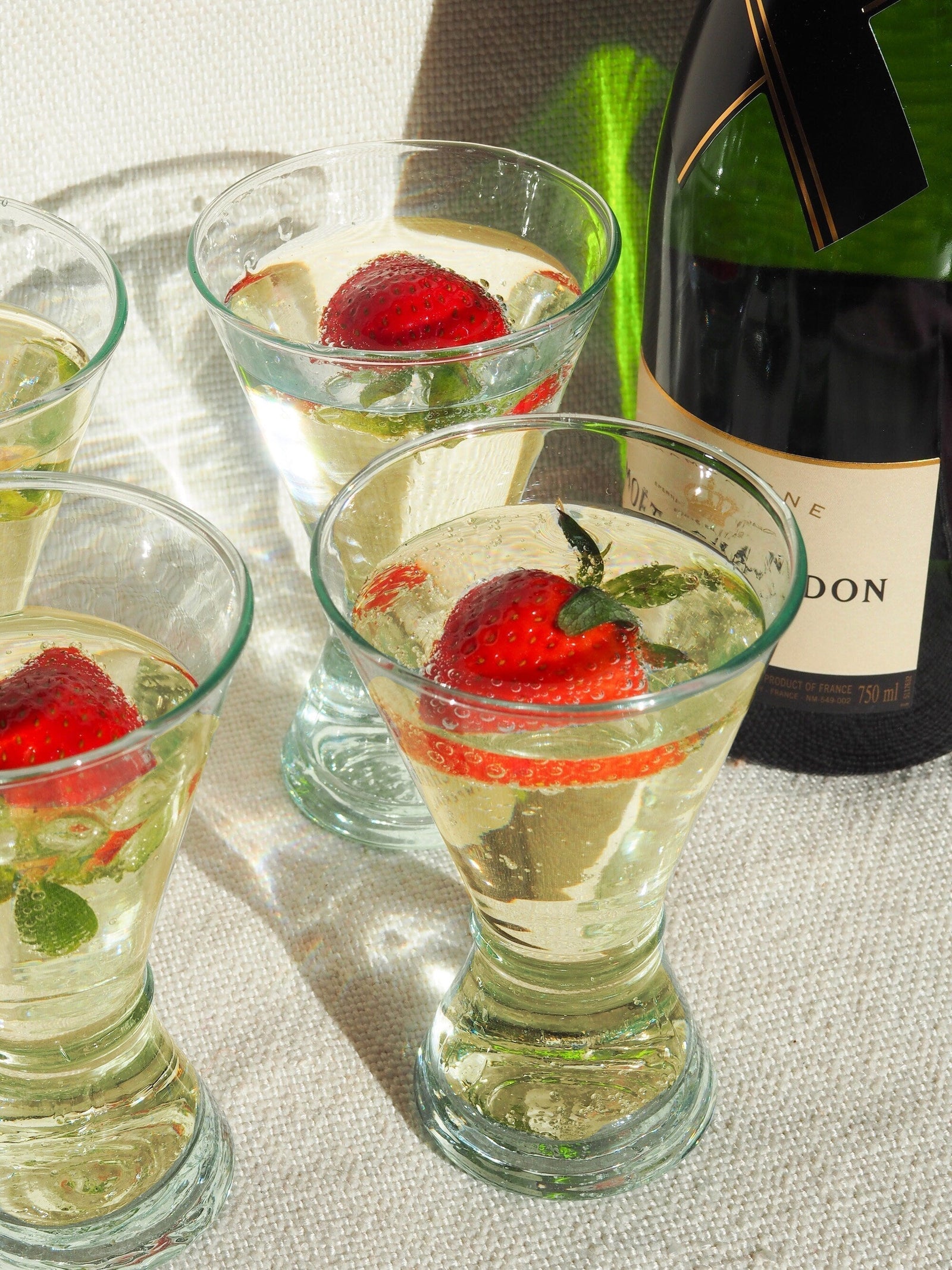 Recycled Moroccan Clear Corset Wine Glass