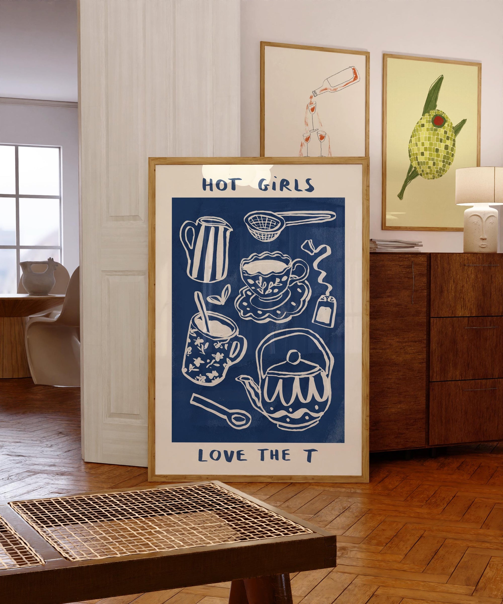 Hot Girls / Boys Love The T Print