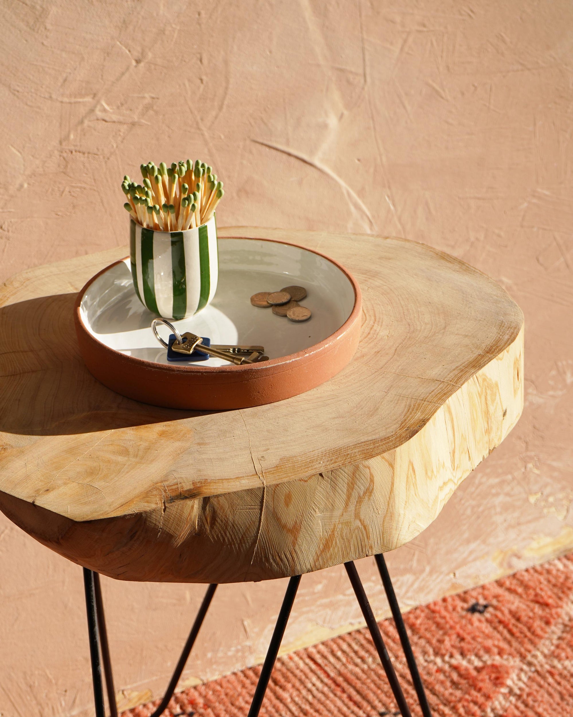 White Glazed & Natural Terracotta Lipped Plate