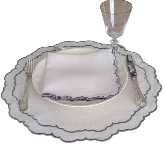 BIARRITZ - Off White and Grey Linen Round Placemat and Napkin Set