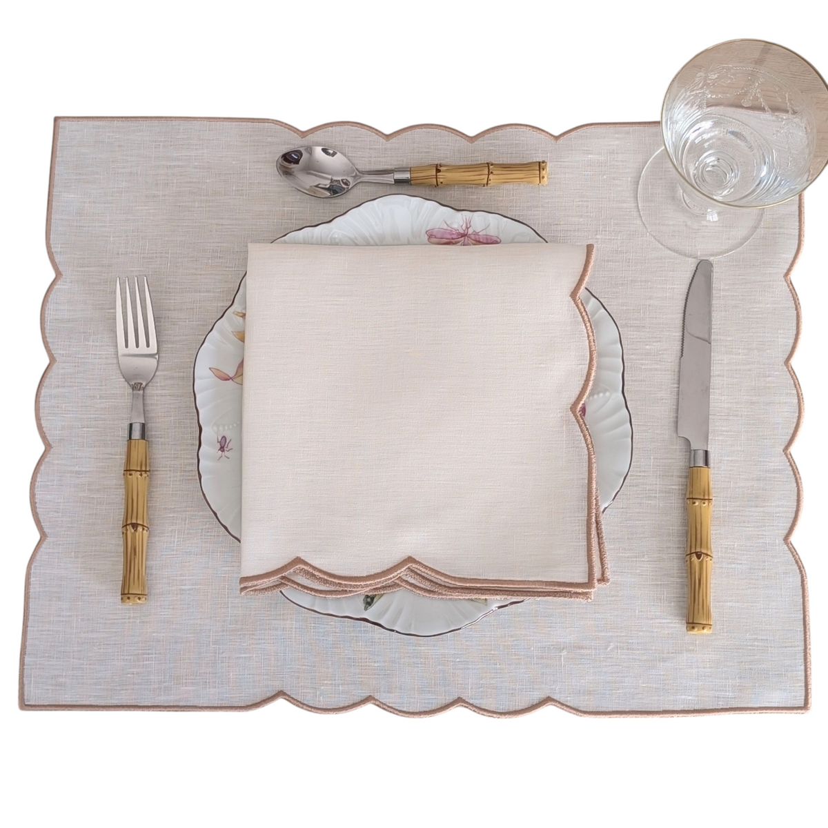 Maison Flaneur | Puglia - White and Beige Linen Placemat and Napkin Set