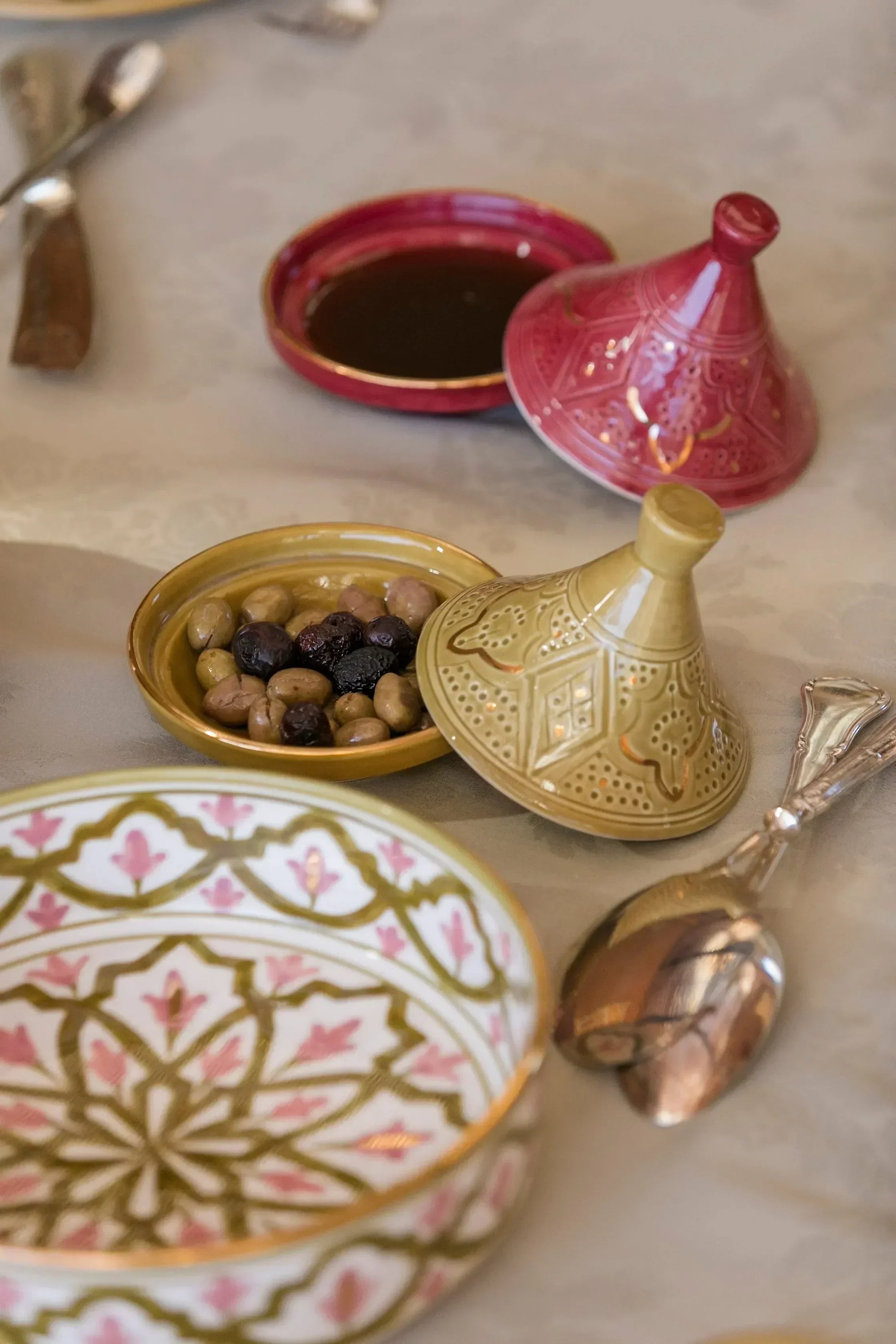 Straight Serving Plate - Khaki Blush Gold