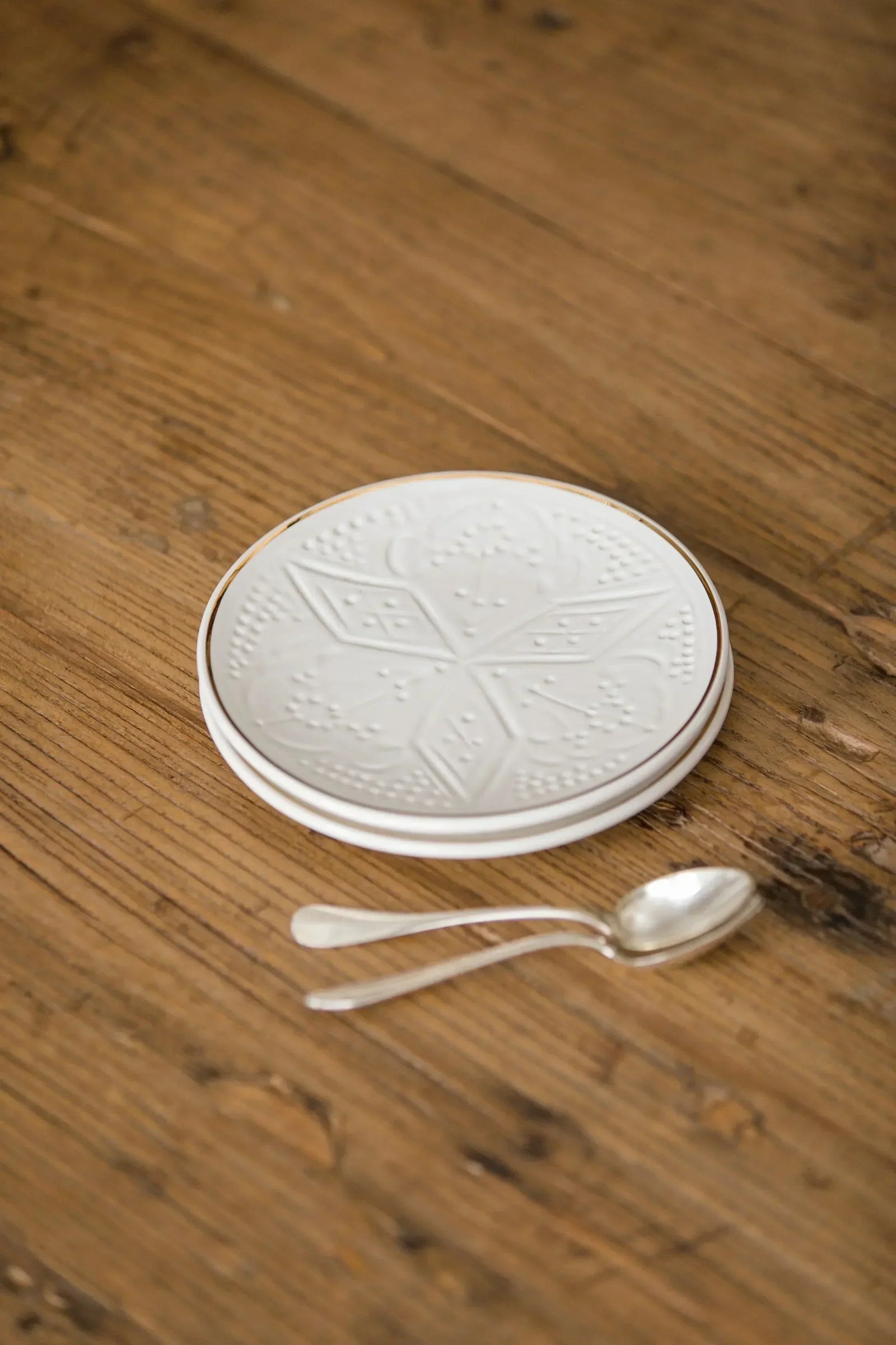 Dinner Plate - White Gold Imprint