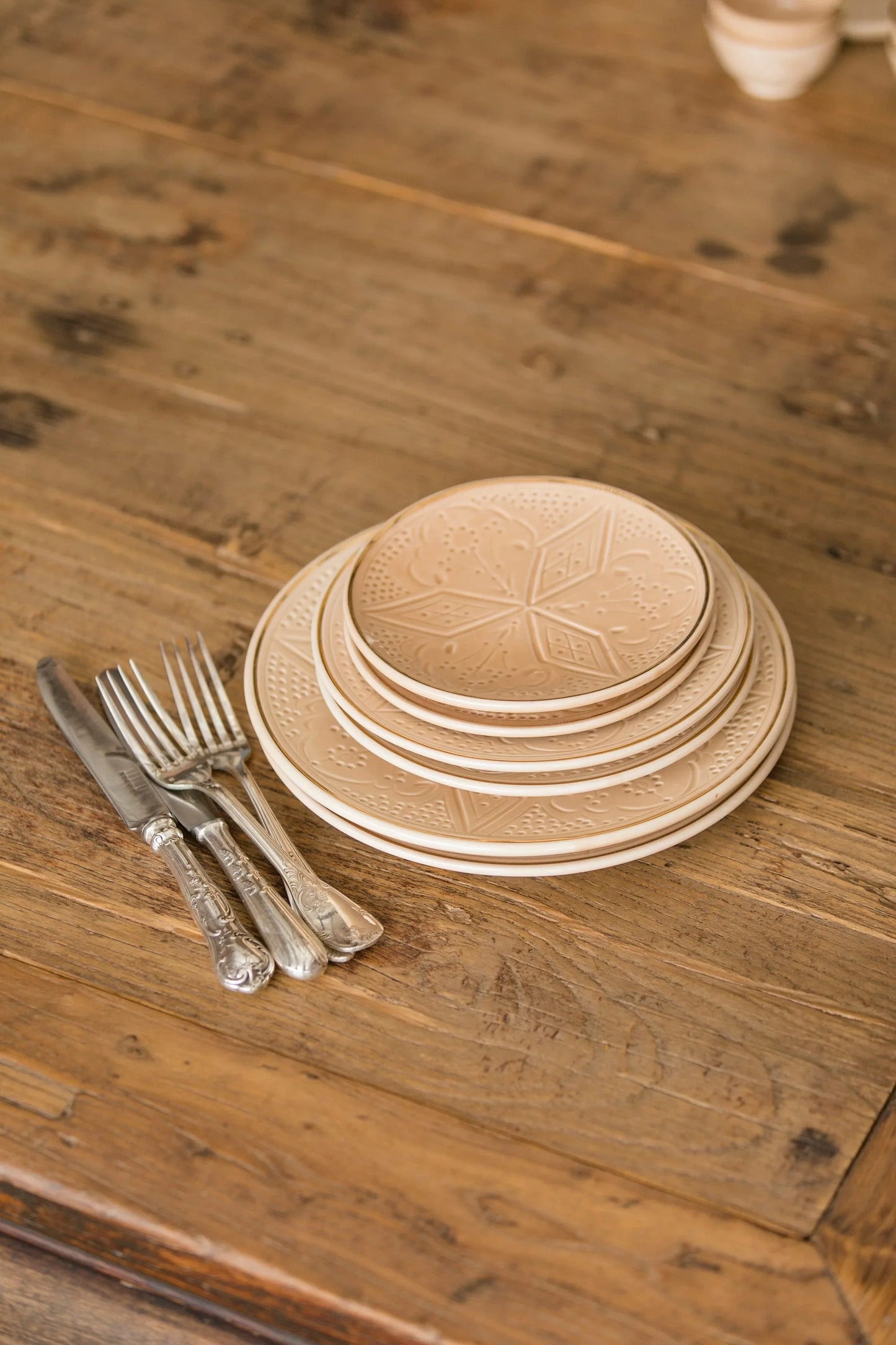 Dinner Plate - Sahara Gold Imprint